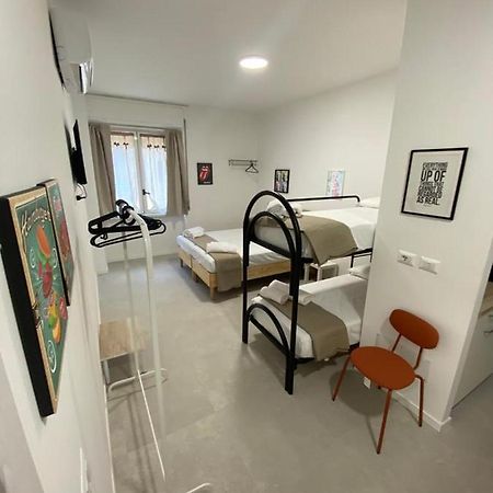 San Dionigi 11 Studio Apartments Milano Exterior foto