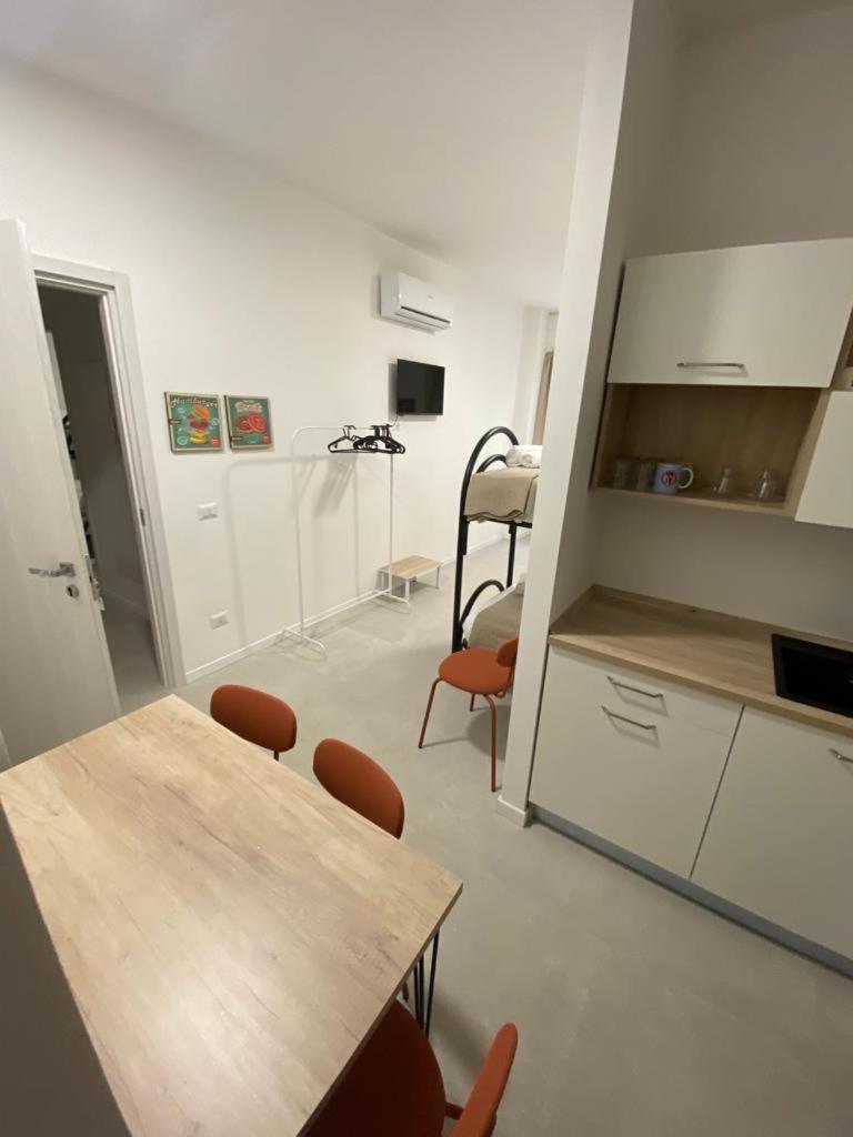 San Dionigi 11 Studio Apartments Milano Exterior foto